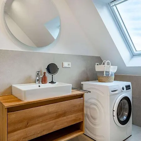 With 2 Bedrooms