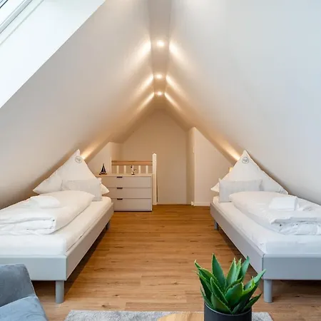 بيت للعطل With 2 Bedrooms *